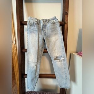 Levi’s Straight Jeans!